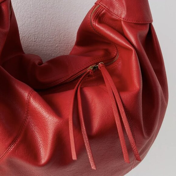 NWT - Free People - Slouchy Carryall in Red Lip - Picture 4 of 7